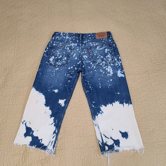 Levi's 514 disstressed jean shorts size 28 - Picture 9 of 10